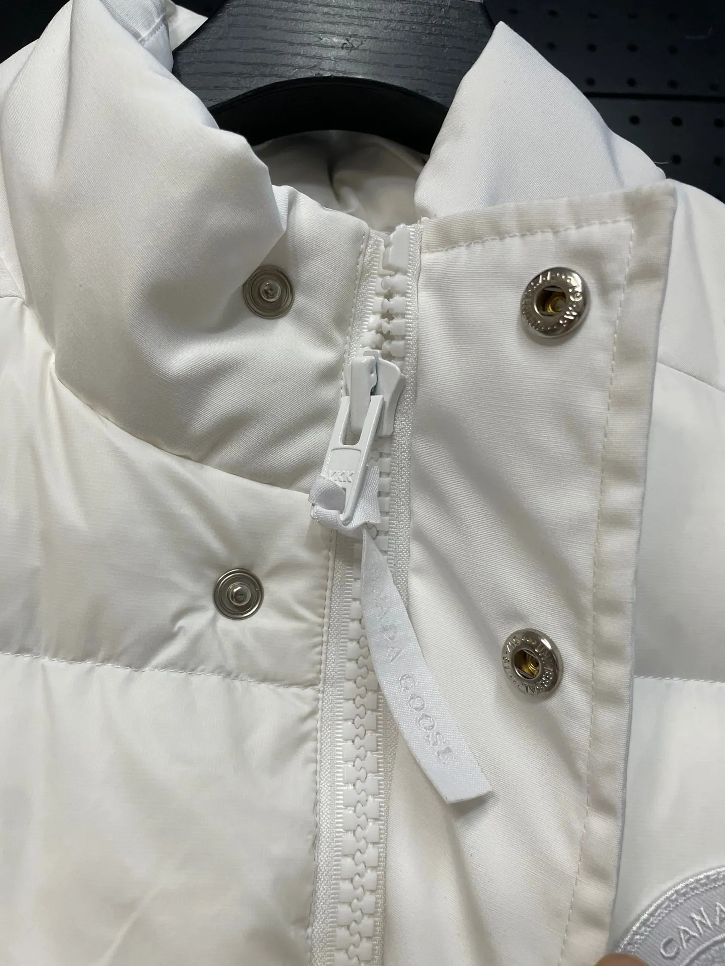 P560 Correct Version Top Replica] 2057MW Paradigm Freestyle Vest-WD Men's Model. Color: White Black Size: XS S M L XL XXL